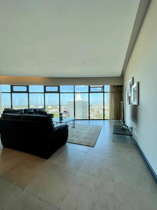 City View Apartment Nestled In The Heart Of Nbo نيروبي المظهر الخارجي الصورة